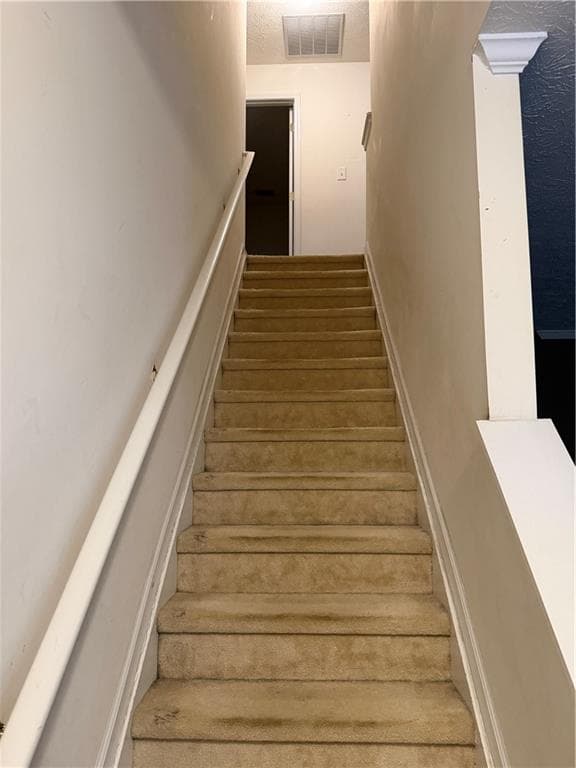 4 bedroom, 3 bathroom, 1,694 sq ft townhouse under contract at 2601 Avery Park Circle, Atlanta, GA 30360 — photo 10