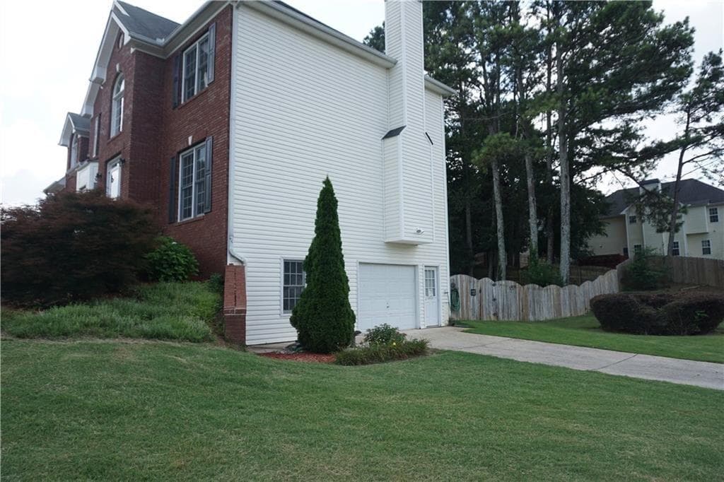 4 bedroom, 3 bathroom, 3,027 sq ft single family residence for sale at 2689 Achillea Court, Marietta, GA 30064 — photo 6