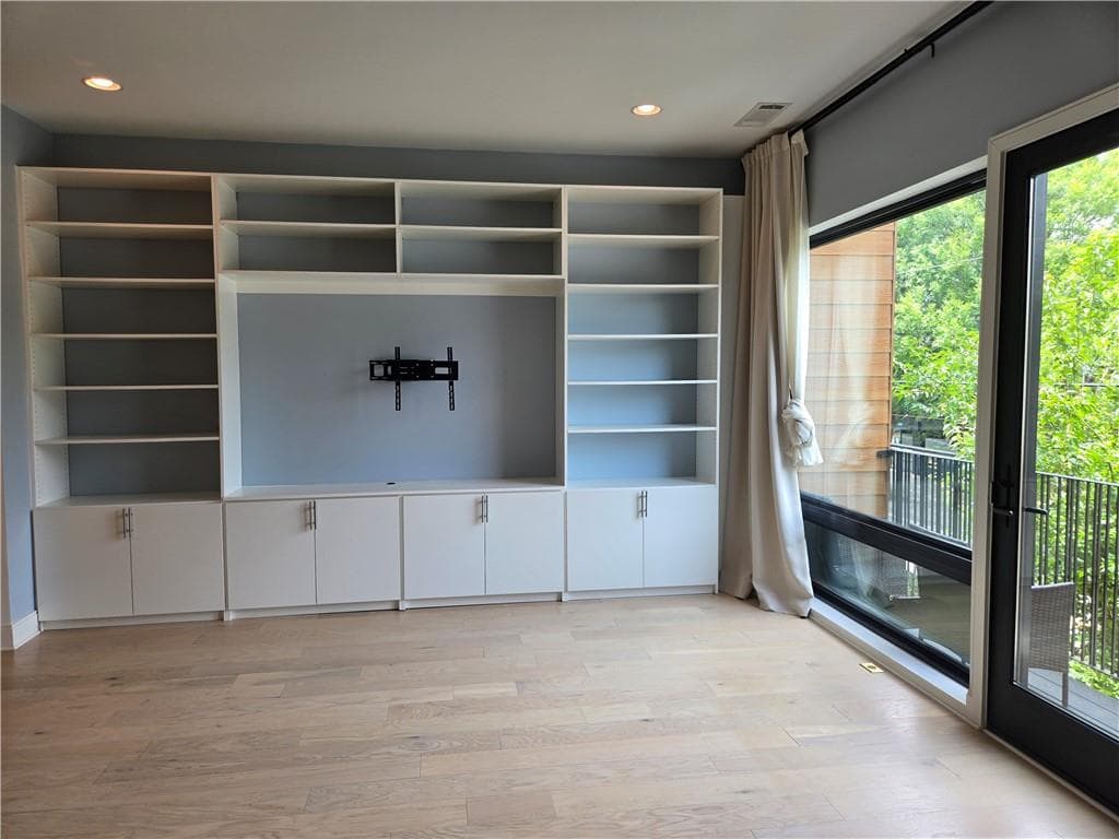 3 bedroom, 4 bathroom, 1,910 sq ft townhouse for rent at 1307 Glenwood Avenue, Atlanta, GA 30316 for $3,795 a month — photo 2