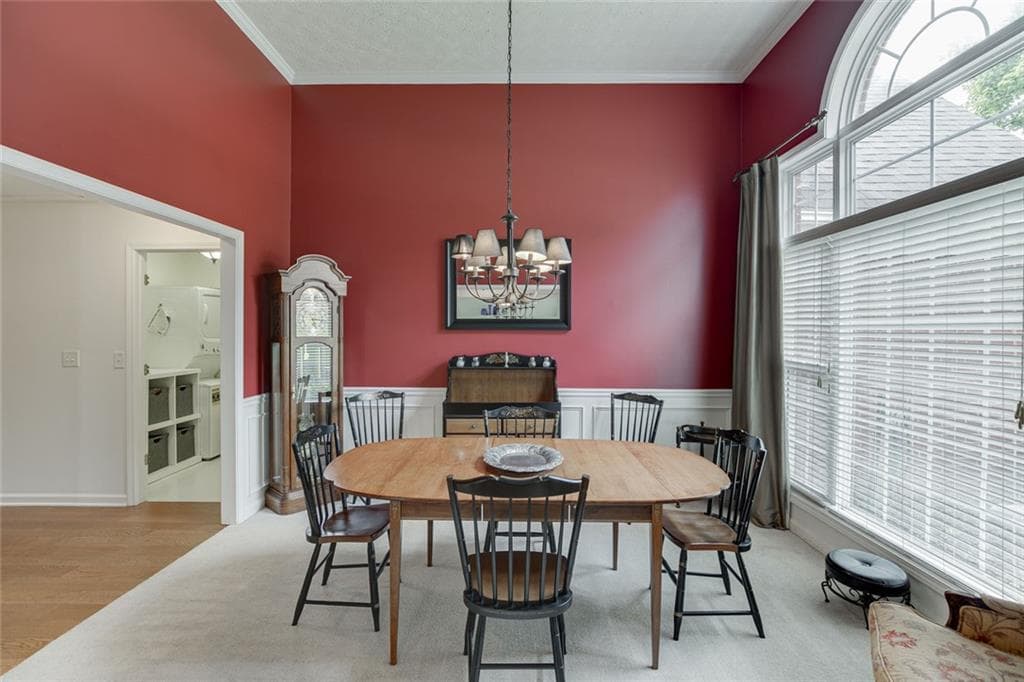 3 bedroom, 2 bathroom, 2,251 sq ft single family residence under contract at 2712 Bogan Creek Drive, Buford, GA 30519 — photo 8