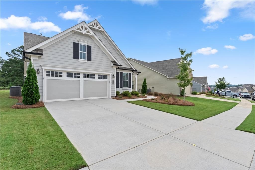 2 bedroom, 2 bathroom, 1,846 sq ft single family residence for sale at 285 Huron Lane, Hoschton, GA 30548 — photo 3