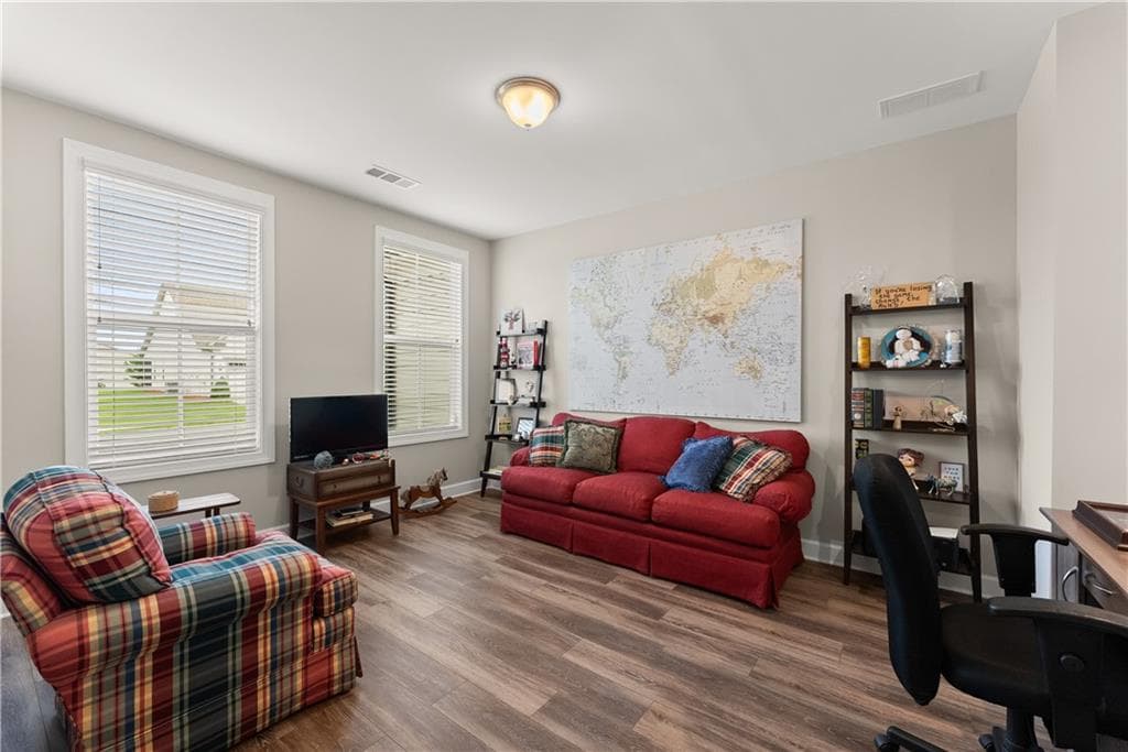2 bedroom, 2 bathroom, 1,846 sq ft single family residence for sale at 285 Huron Lane, Hoschton, GA 30548 — photo 8