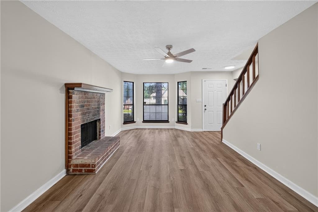 3 bedroom, 3 bathroom, 1,496 sq ft single family residence for sale at 184 Timothy Lane, Lilburn, GA 30047 — photo 5