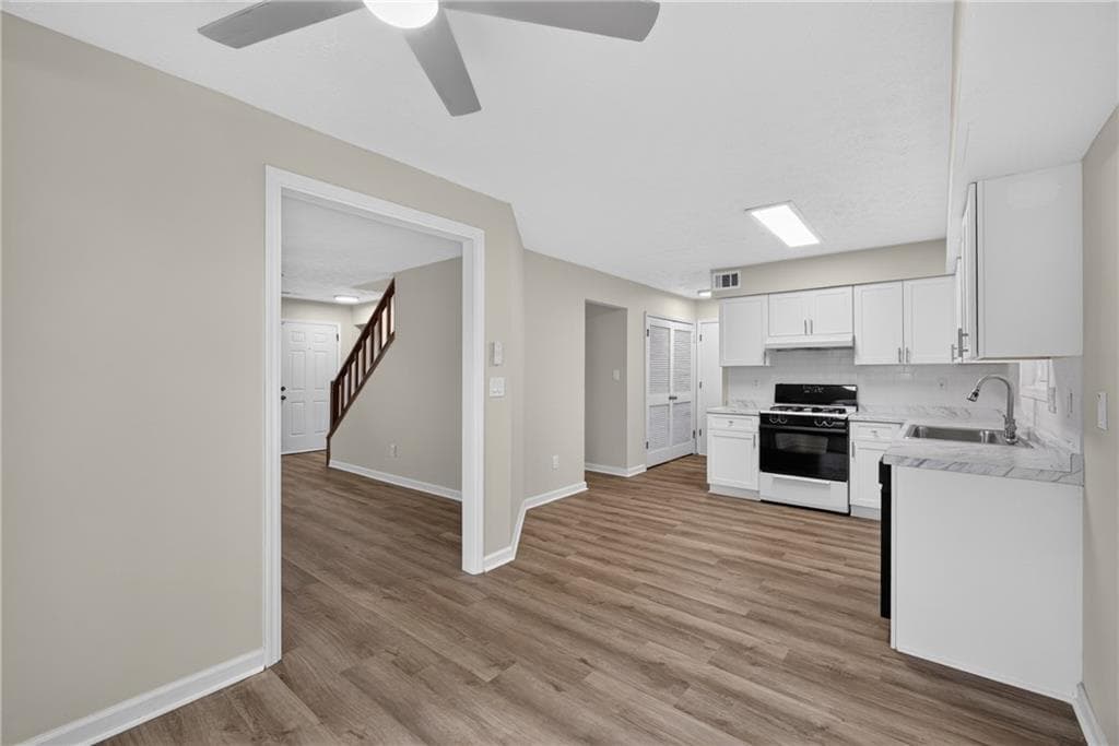 3 bedroom, 3 bathroom, 1,496 sq ft single family residence for sale at 184 Timothy Lane, Lilburn, GA 30047 — photo 7