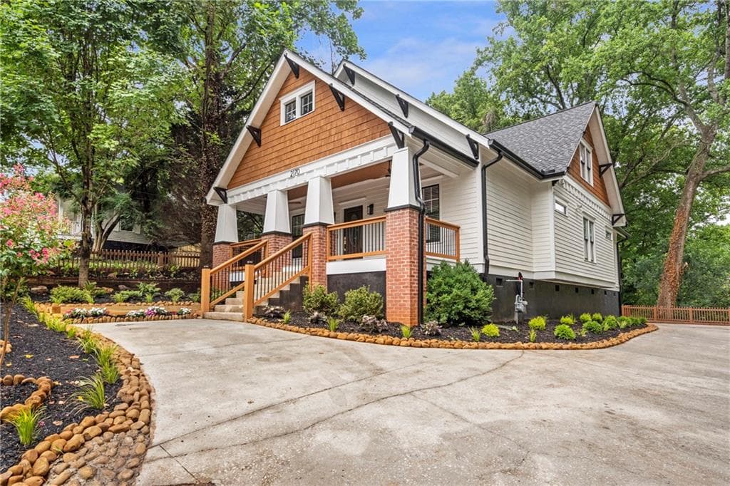 4 bedroom, 3 bathroom, 2,022 sq ft single family residence for sale at 2170 Memorial Drive, Atlanta, GA 30317 — photo 1 of 47