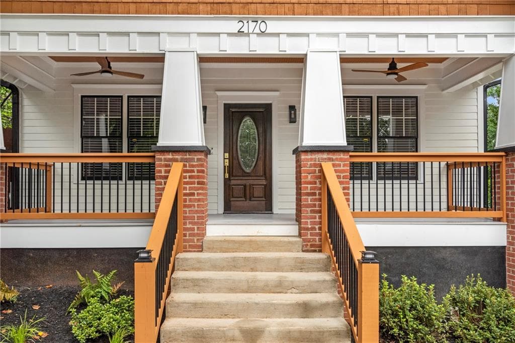 4 bedroom, 3 bathroom, 2,022 sq ft single family residence for sale at 2170 Memorial Drive, Atlanta, GA 30317 — photo 4