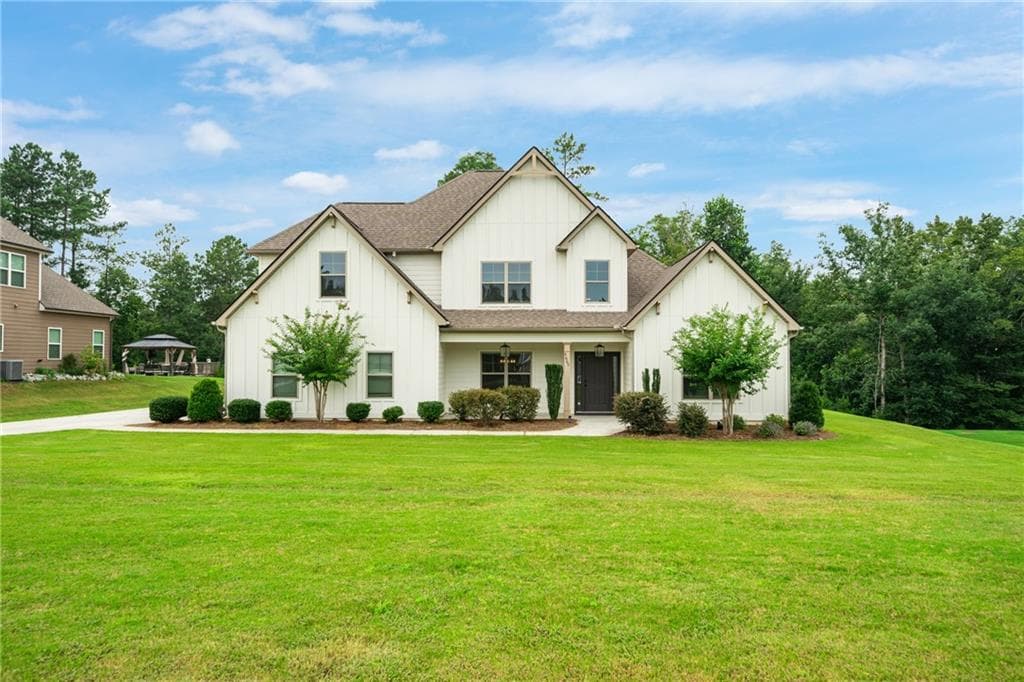 4 bedroom, 4 bathroom, 3,552 sq ft single family residence for sale at 4605 Diptera Lane, Fairburn, GA 30213 — photo 1 of 55