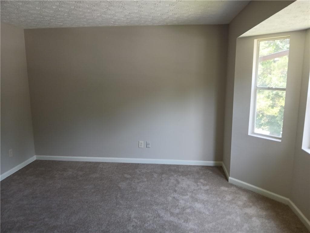 3 bedroom, 2 bathroom, 1,074 sq ft single family residence for sale at 2275 Ramblewood Circle, Decatur, GA 30035 — photo 3