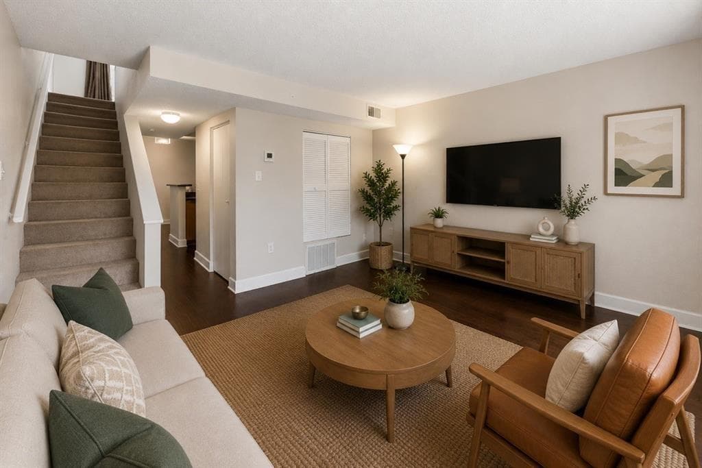 1 bedroom, 1 bathroom, 894 sq ft condominium for sale at 391 Ralph McGill Boulevard H, Atlanta, GA 30312 — photo 3