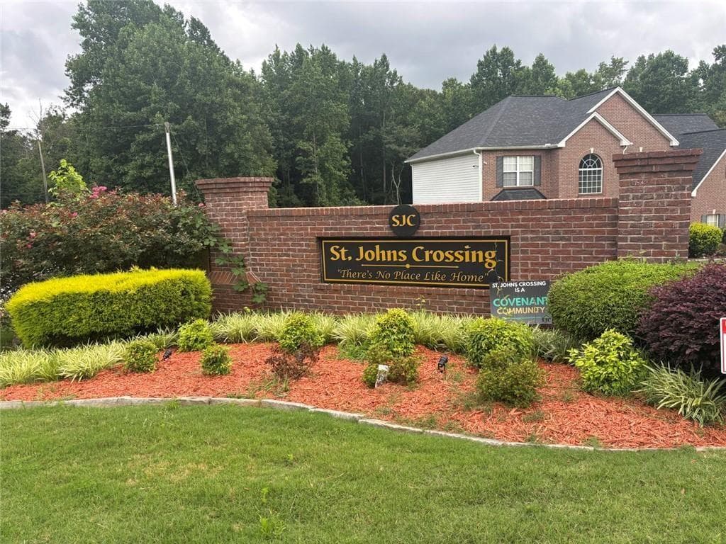 4 bedroom, 3 bathroom, 2,090 sq ft single family residence for sale at 1885 Winding Crossing Trail, Fairburn, GA 30213 — photo 3