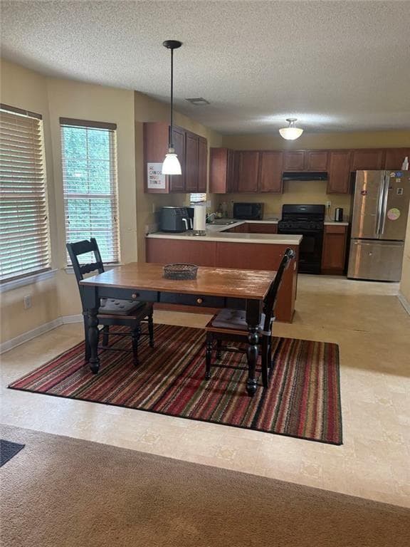 4 bedroom, 3 bathroom, 2,090 sq ft single family residence for sale at 1885 Winding Crossing Trail, Fairburn, GA 30213 — photo 4
