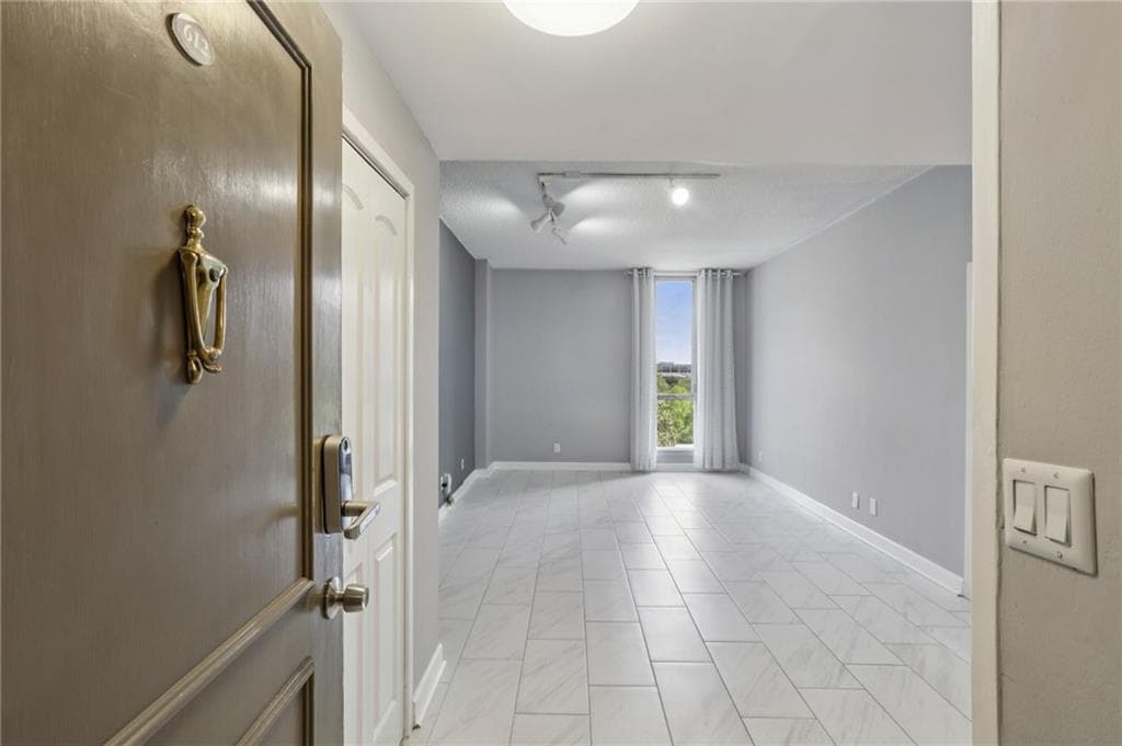 1 bedroom, 1 bathroom condominium for rent at 3060 Pharr Court 612, Atlanta, GA 30305 for $1,590 a month — photo 1 of 18