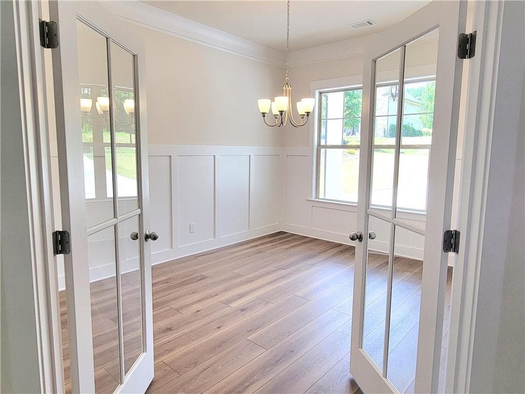 6 bedroom, 4 bathroom, 3,854 sq ft single family residence for sale at 1960 Duncans Mill Lane, Jefferson, GA 30549 — photo 6