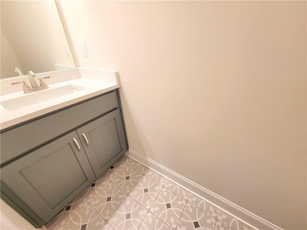6 bedroom, 4 bathroom, 3,854 sq ft single family residence for sale at 1960 Duncans Mill Lane, Jefferson, GA 30549 — photo 9