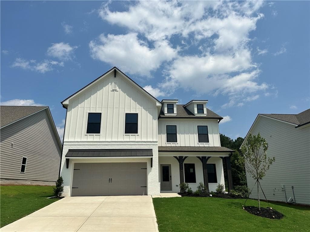 5 bedroom, 4 bathroom, 2,800 sq ft single family residence for sale at 220 Wingate Drive, Winder, GA 30680