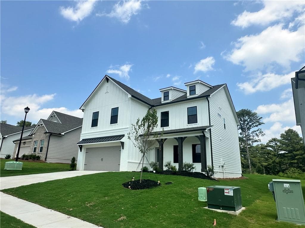 5 bedroom, 4 bathroom, 2,800 sq ft single family residence for sale at 220 Wingate Drive, Winder, GA 30680 — photo 4