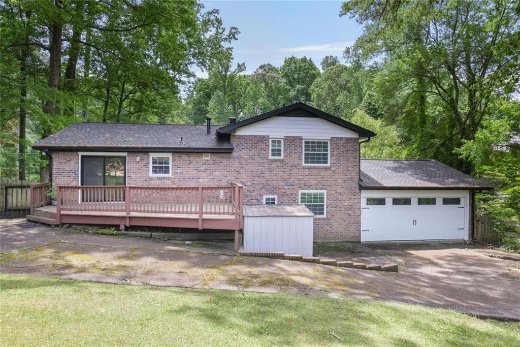3 bedroom, 2 bathroom, 1,928 sq ft single family residence for rent at 2903 Old Sewell Road, Marietta, GA 30068 for $2,800 a month — photo 3
