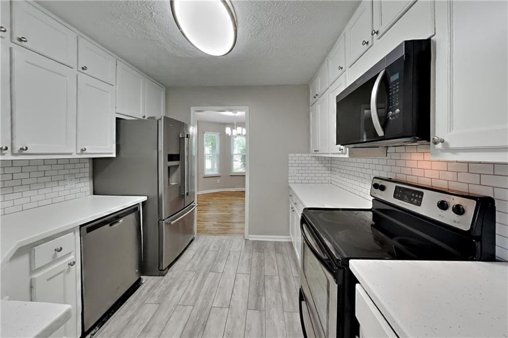 3 bedroom, 3 bathroom, 2,100 sq ft single family residence for rent at 2920 Summit Point Court, Snellville, GA 30078 for $2,295 a month — photo 4
