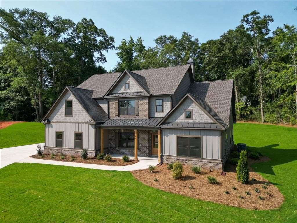 5 bedroom, 4 bathroom, 3,429 sq ft single family residence for sale at 69 Amelia Court, Covington, GA 30014 — photo 2