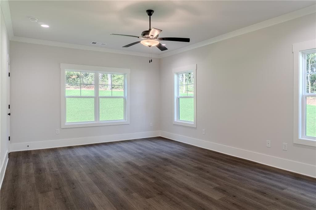 5 bedroom, 4 bathroom, 3,429 sq ft single family residence for sale at 69 Amelia Court, Covington, GA 30014 — photo 5