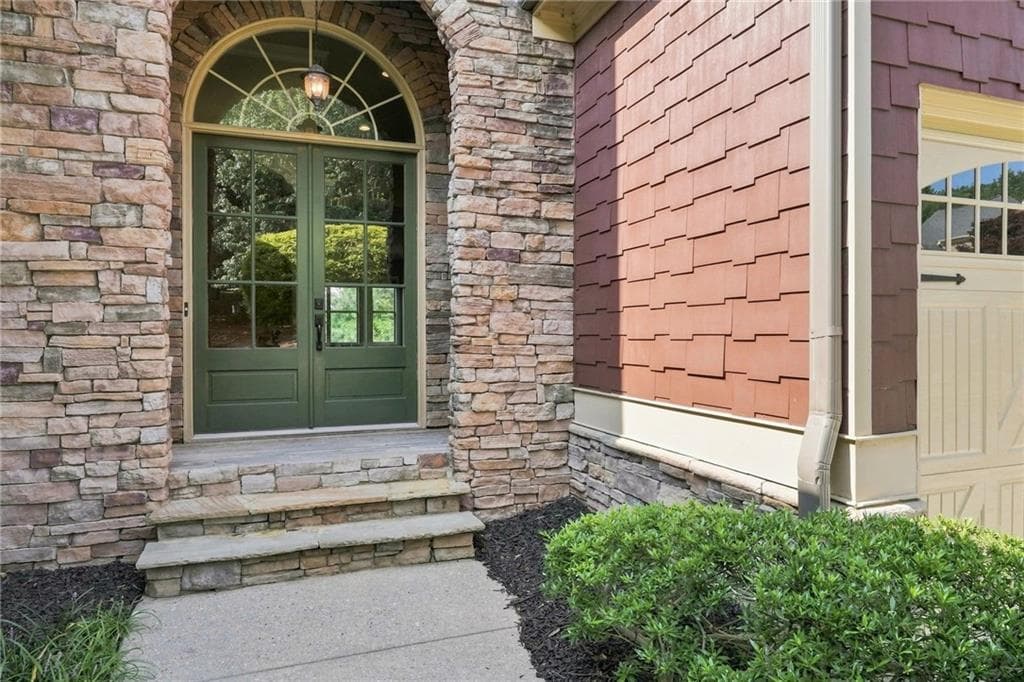 3 bedroom, 2 bathroom, 2,176 sq ft single family residence under contract at 312 Twin Peaks Loop, Canton, GA 30114 — photo 4