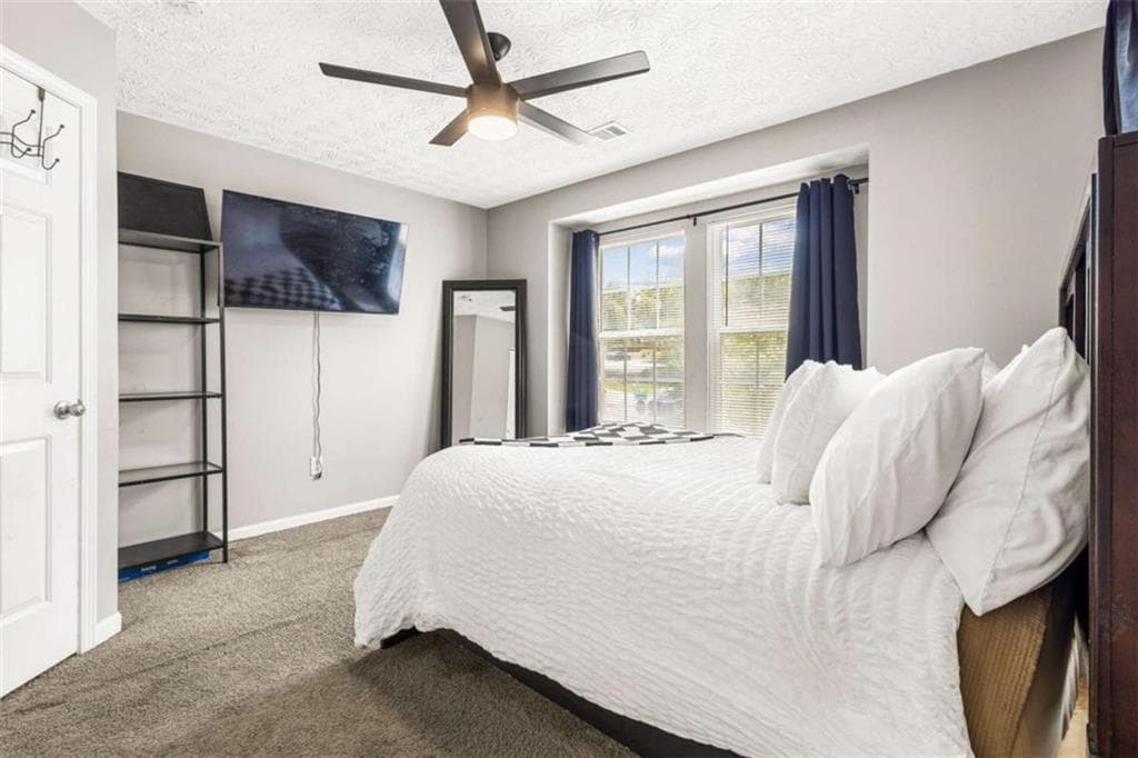 4 bedroom, 3 bathroom, 2,166 sq ft single family residence for sale at 3187 Sable Run Road, Atlanta, GA 30349 — photo 10