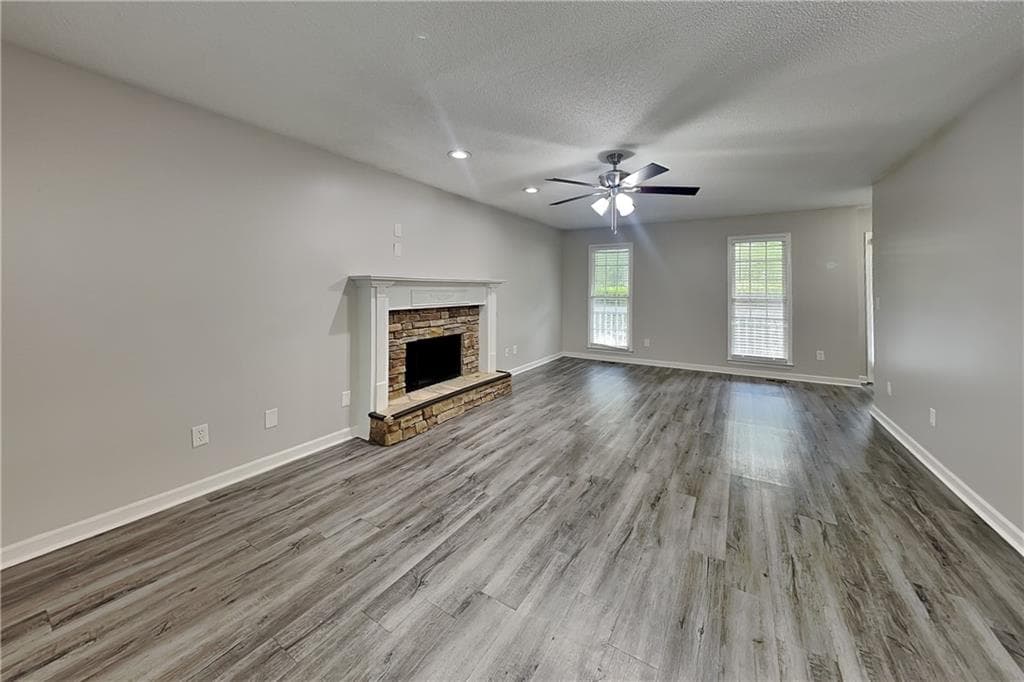 3 bedroom, 3 bathroom, 1,786 sq ft single family residence for rent at 360 Warrenton Drive, Douglasville, GA 30134 for $1,945 a month — photo 2