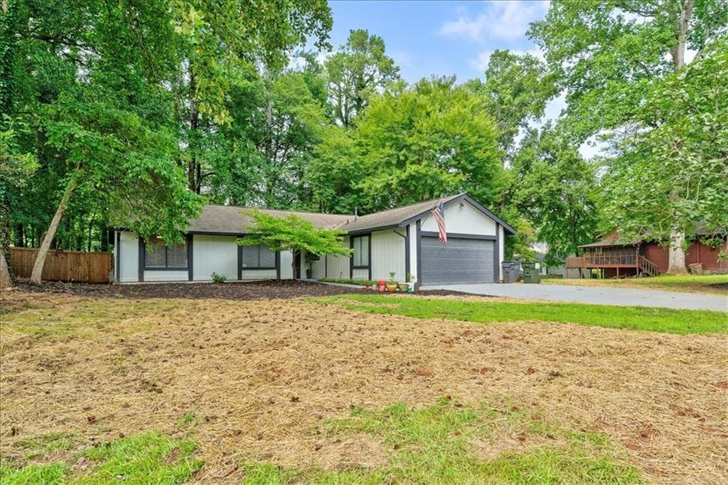 4 bedroom, 2 bathroom, 1,568 sq ft single family residence for sale at 3121 Rio Montana Drive, Marietta, GA 30066 — photo 5