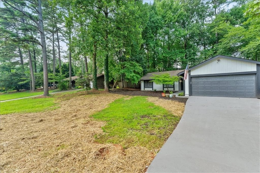 4 bedroom, 2 bathroom, 1,568 sq ft single family residence for sale at 3121 Rio Montana Drive, Marietta, GA 30066 — photo 6