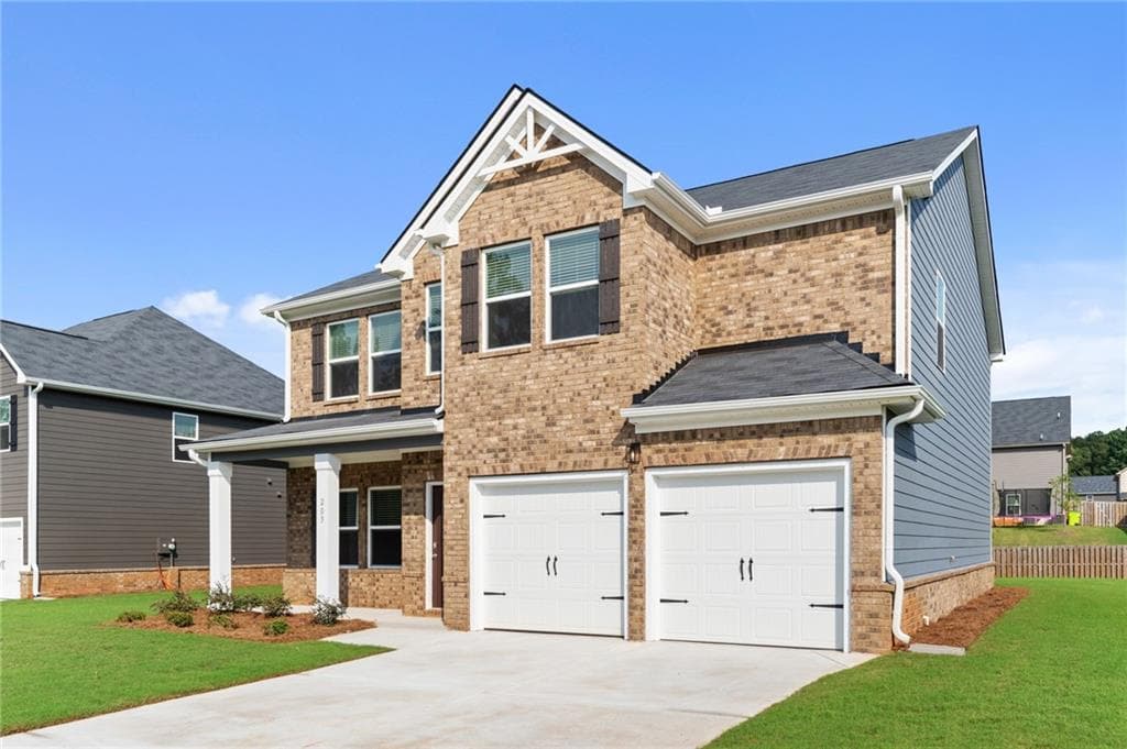 4 bedroom, 3 bathroom, 2,700 sq ft single family residence for sale at 203 Crabapple Road, Mcdonough, GA 30253 — photo 2