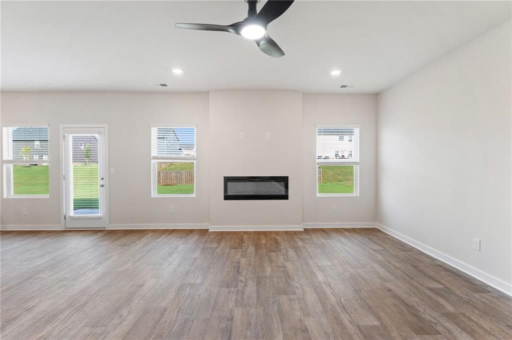 4 bedroom, 3 bathroom, 2,700 sq ft single family residence for sale at 203 Crabapple Road, Mcdonough, GA 30253 — photo 8