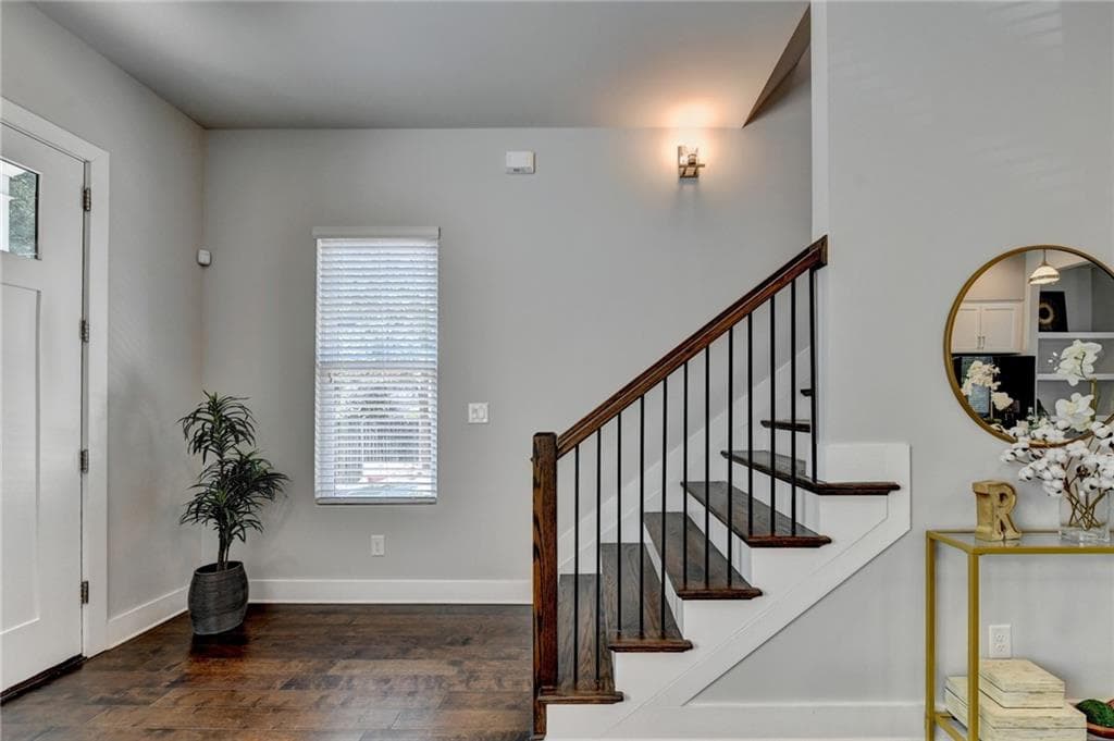 3 bedroom, 4 bathroom, 2,596 sq ft townhouse for sale at 738 Taylor Court 1, Atlanta, GA 30324 — photo 10