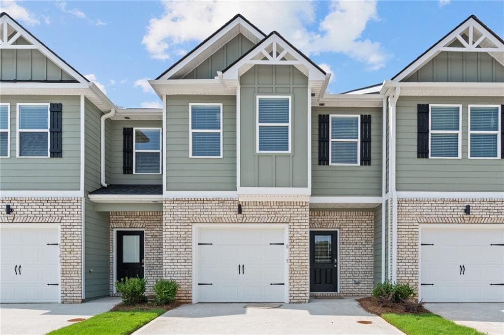 8339 Columbia Court, Palmetto, GA 30268 — most recent listing photo