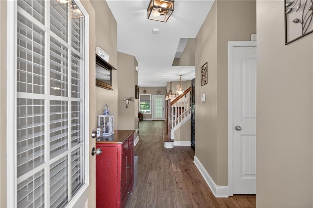 2 bedroom, 3 bathroom, 1,682 sq ft townhouse under contract at 147 Trailside Circle, Hiram, GA 30141 — photo 3