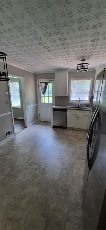 3 bedroom, 2 bathroom single family residence for rent at 5030 Beth Street, Douglasville, GA 30135 for $1,650 a month — photo 8