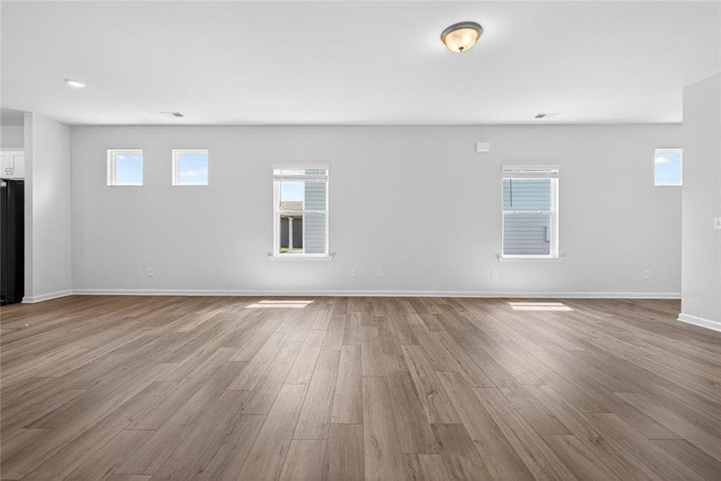 3 bedroom, 2 bathroom, 1,450 sq ft single family residence under contract at 203 Wildflower Way, Cartersville, GA 30120 — photo 5