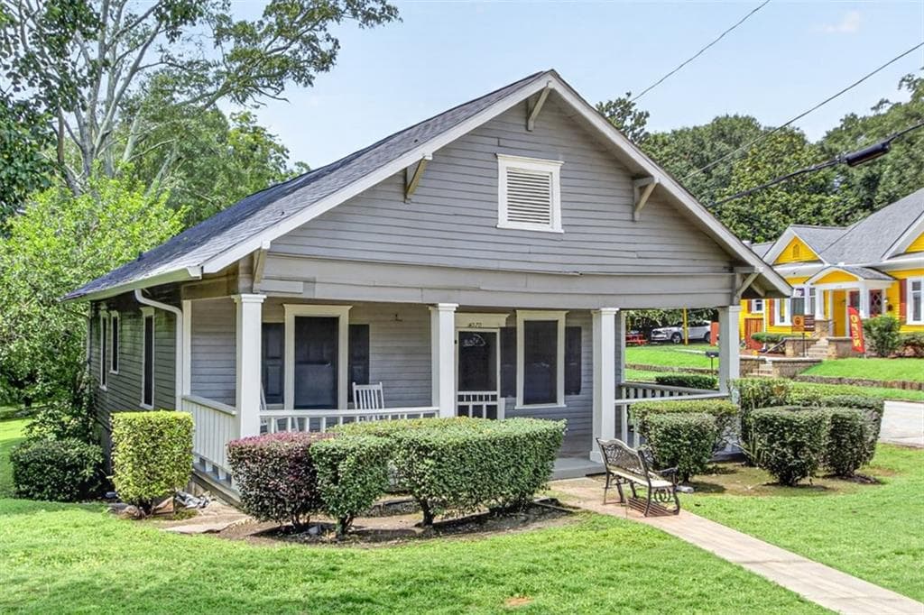 2 bedroom, 1 bathroom, 967 sq ft single family residence for sale at 1070 Forrest Avenue, Stone Mountain, GA 30083 — photo 2