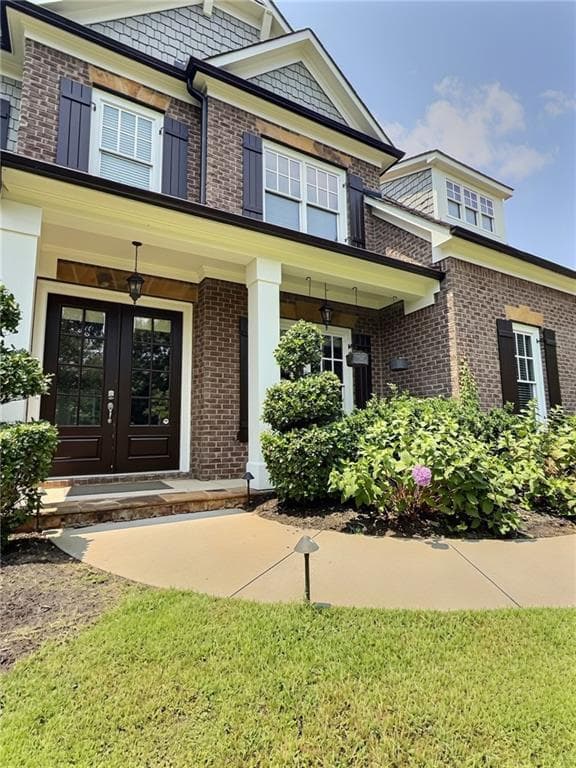5 bedroom, 5 bathroom, 3,678 sq ft single family residence for sale at 940 Lake Charles Drive, Roswell, GA 30075 — photo 3