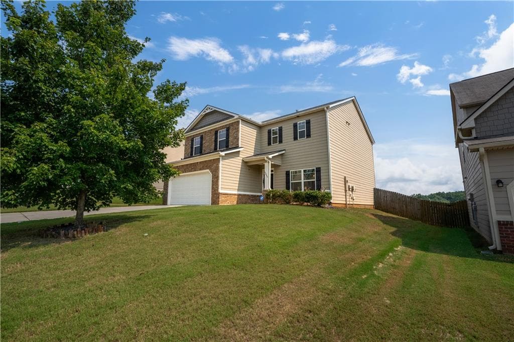 4 bedroom, 3 bathroom, 2,416 sq ft single family residence for sale at 2052 Massey Lane, Winder, GA 30680 — photo 4