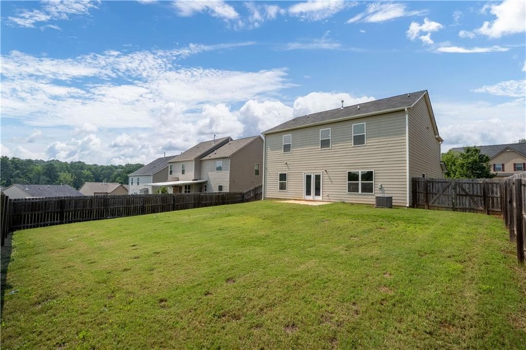 4 bedroom, 3 bathroom, 2,416 sq ft single family residence for sale at 2052 Massey Lane, Winder, GA 30680 — photo 7