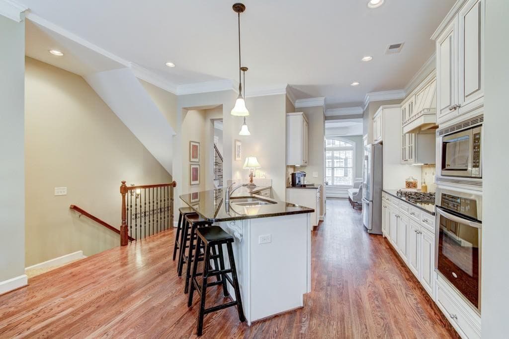 3 bedroom, 4 bathroom, 2,116 sq ft townhouse for rent at 905 Telfair Close, Sandy Springs, GA 30350 for $3,100 a month — photo 9