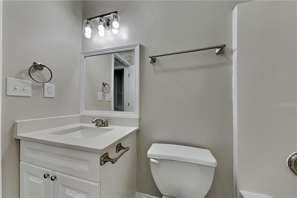 5 bedroom, 3 bathroom, 2,884 sq ft single family residence for rent at 755 Willowwind Drive, Loganville, GA 30052 for $2,525 a month — photo 8