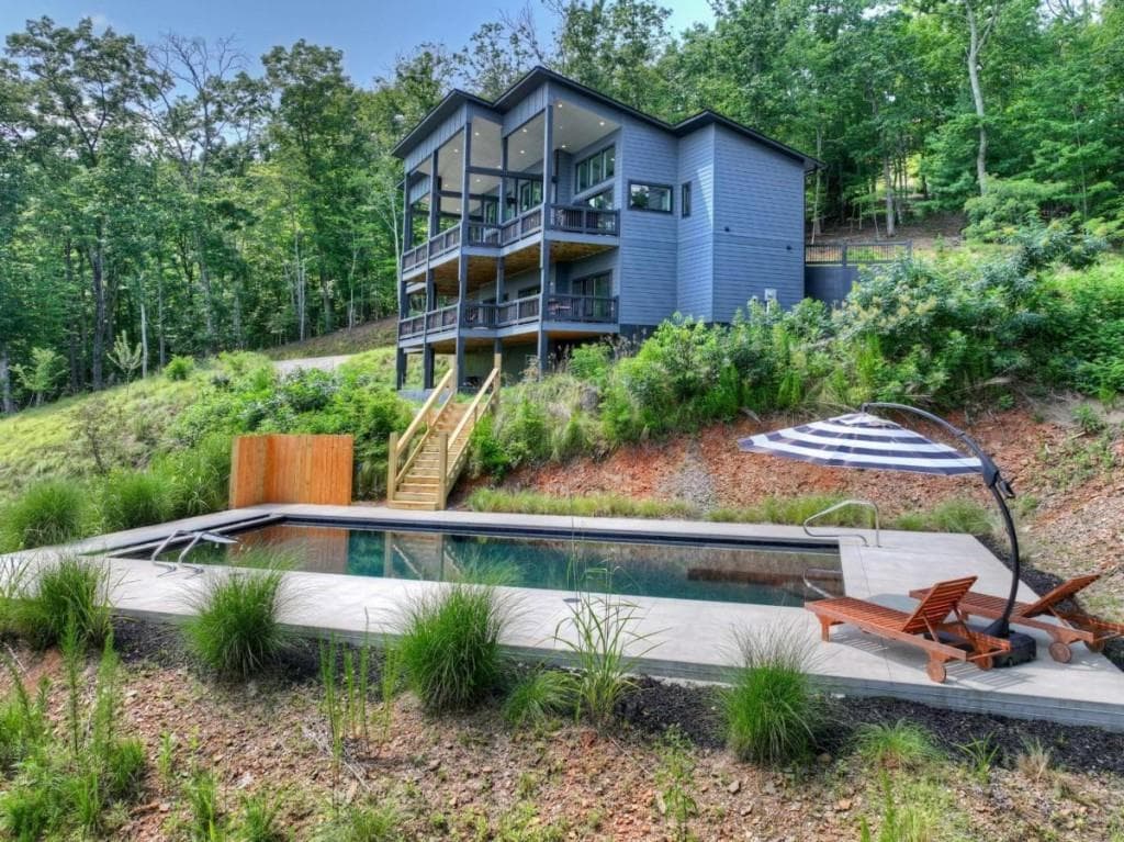 3 bedroom, 4 bathroom, 2,940 sq ft single family residence under contract at 100 Boundless Trail, Morganton, GA 30560 — photo 4