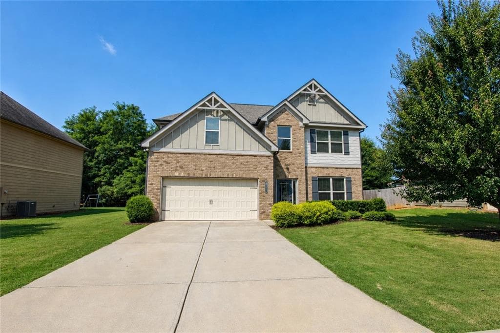 4 bedroom, 3 bathroom, 2,269 sq ft single family residence for rent at 5817 Park Point, Flowery Branch, GA 30542 for $2,300 a month — photo 1 of 57