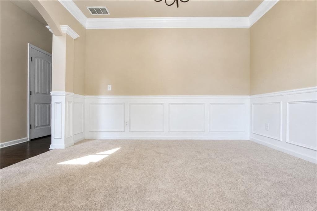 4 bedroom, 3 bathroom, 2,269 sq ft single family residence for rent at 5817 Park Point, Flowery Branch, GA 30542 for $2,300 a month — photo 7