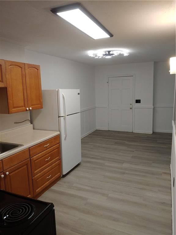 2 bedroom, 1 bathroom, 1,937 sq ft single family residence for rent at 1450 Shadowbrook Drive, Marietta, GA 30062 for $1,600 a month — photo 4