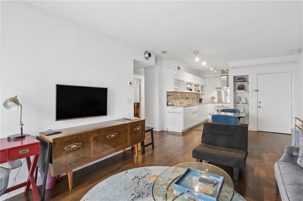 1 bedroom, 1 bathroom, 750 sq ft condominium for rent at 199 14th Street 1109, Atlanta, GA 30309 for $1,995 a month — photo 8