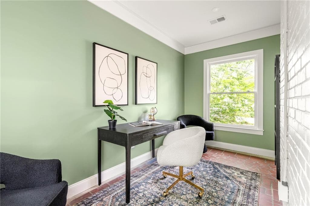 4 bedroom, 3 bathroom, 1,875 sq ft single family residence for sale at 65 Roseclair Drive, Atlanta, GA 30317 — photo 7