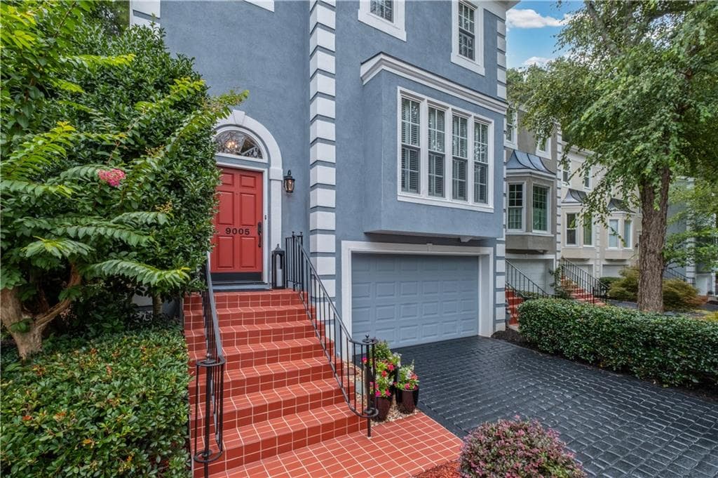 3 bedroom, 4 bathroom, 1,754 sq ft townhouse for sale at 9005 Niblick Drive, Alpharetta, GA 30022 — photo 4
