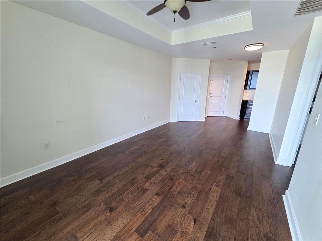 1 bedroom, 1 bathroom, 869 sq ft condominium for rent at 325 E Paces Ferry Road 2104, Atlanta, GA 30305 for $1,695 a month — photo 8